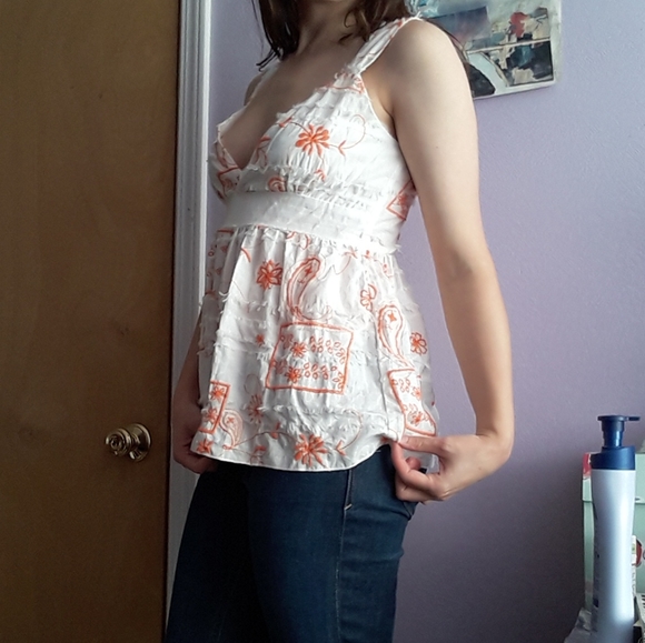 Embroidered Top - Picture 2 of 5